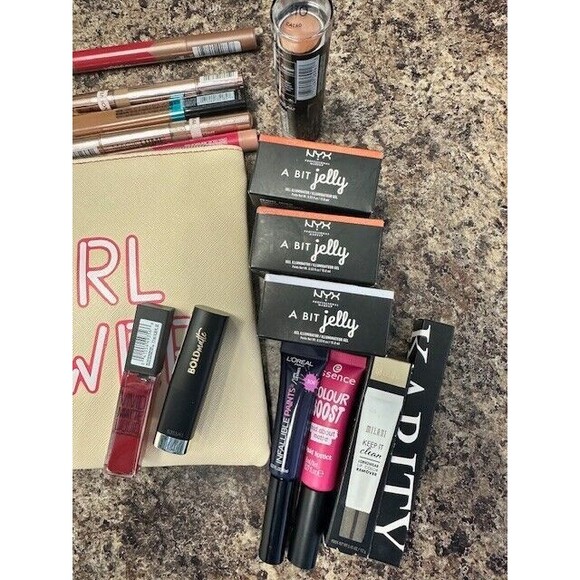 Lot of 26 Make Up Pieces NYX Carmex Covergirl Burts Bees Bronzer Eye Shadow #14 - Picture 4 of 4